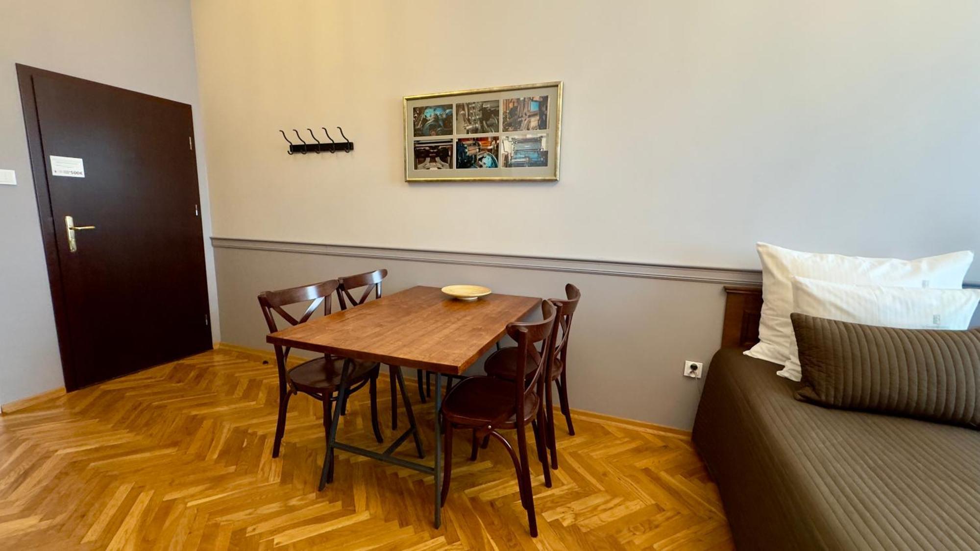 Scharffenberg Apartments Main Square Krakow Ngoại thất bức ảnh